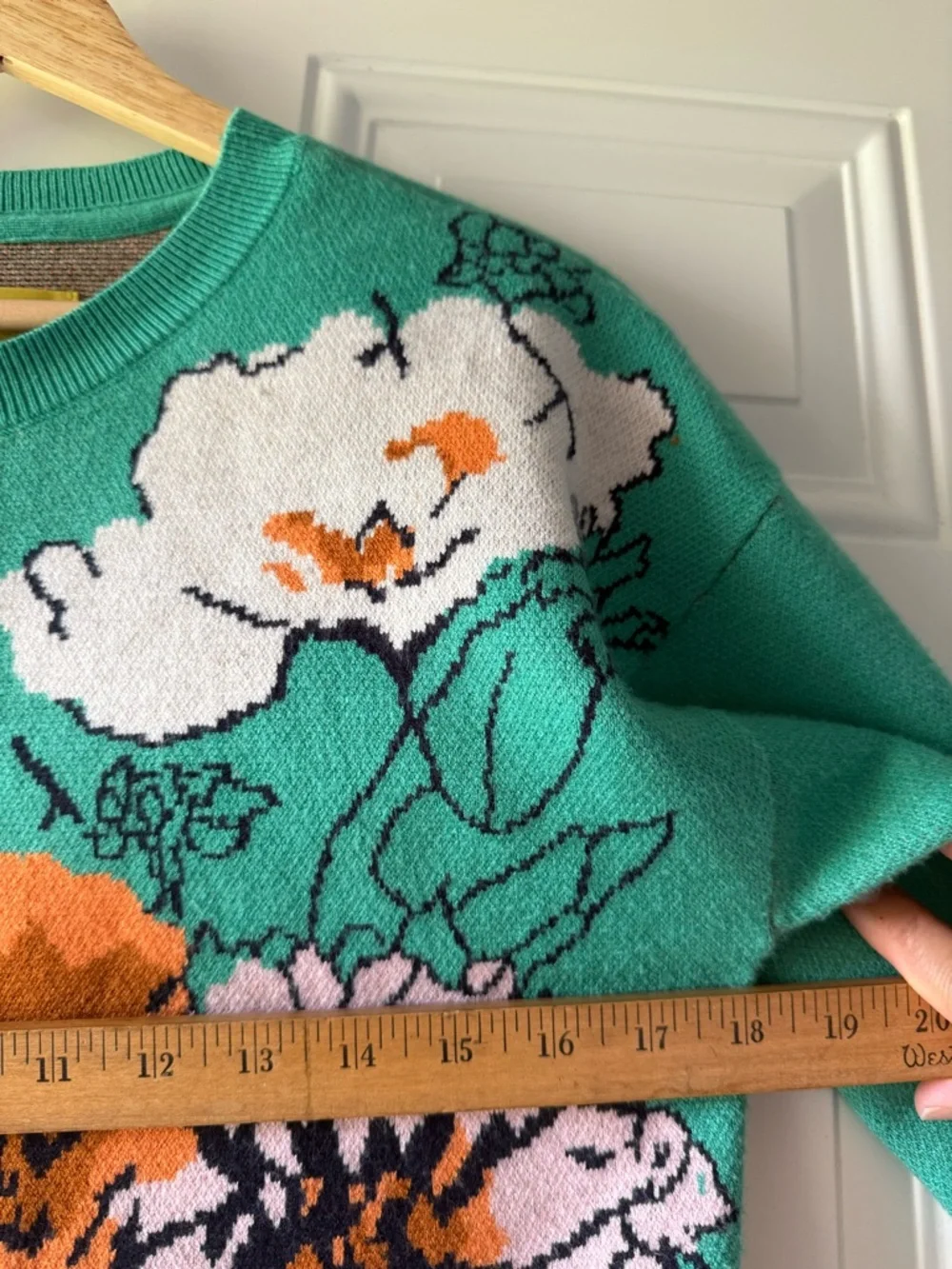 The Camryn Cropped Crewneck Sweater by Maeve - Picture 5 of 8